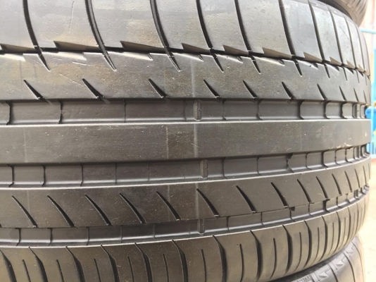ขายยาง MICHELIN Pilot Sport2 255-30-22,295-25-22 ปี16 ชุดละ 19,500 บาท