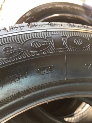 ขายยางป้ายแดง GOODYEAR CarGo Vector (MADE IN GERMANY) 215-60-17 ปี16 ชุดละ 7,900 บาท ขายยางป้ายแดง GOODYEAR CarGo Vector (MADE IN GERMANY) 215-60-17 ปี16 ชุดละ 7,900 บาท