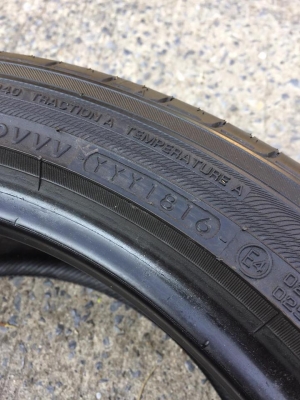 ขายยาง YOKOHAMA dB V551 235-45-18 ปี16 ชุดละ 7,900 บาท