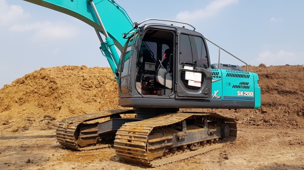 ขายรถแบ็คโฮ KOBELCO SK200-8 Yn12 SuperXM ใช้งาน 5,733 ชั่วโมง สภาพนางฟ้า