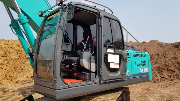 ขายรถแบ็คโฮ KOBELCO SK200-8 Yn12 SuperXM ใช้งาน 5,733 ชั่วโมง สภาพนางฟ้า