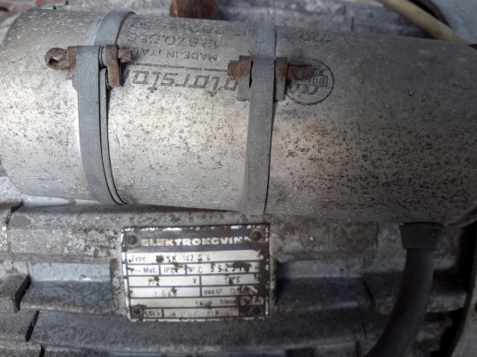 ปั้มลม OP 2 แรงญี่ปุ่นใช้ไฟ 220v สภาพสวยมาก