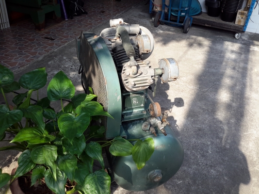 ปั้มลม OP 2 แรงญี่ปุ่นใช้ไฟ 220v สภาพสวยมาก