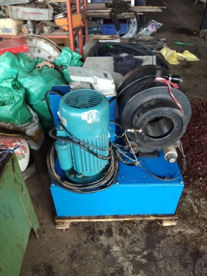 เครื่องอัดสายไฮดรอลิกสสยๆพร้อมใช้ขายถูก