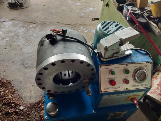 เครื่องอัดสายไฮดรอลิกสสยๆพร้อมใช้ขายถูก