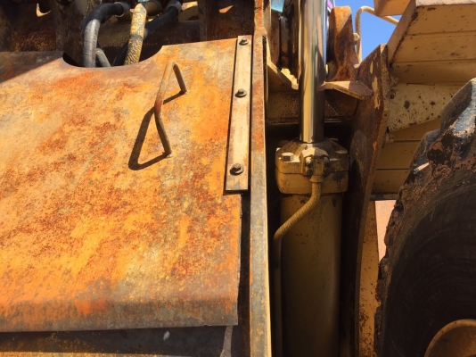 ขายรถตัก CATERPILLAR 988B รถนำเข้าจากญี่ปุ่นแท้ๆ บุ้งกี๋ขนาด 4.5 คิว เครื่อง เกียร์ ปั้ม สมบูรณ์พร้อมใช้ครับ ติดต่อ 063-9316985 ID LINE : 0639316985