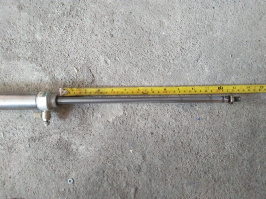 กระบอกลมสโตก300มีหลายขนาดครับสนใจแอดไลน์มาครับ กระบอกลมสโตก300มีหลายขนาดครับสนใจแอดไลน์มาครับ