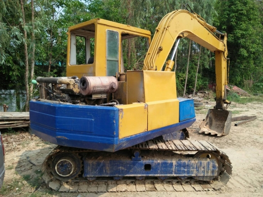 KOMATSU 60-5 รถใช้งานได้ เครื่องดี ช่วงล่างพอได้ ขายตามสภาพ เอกสารซื้อขาย