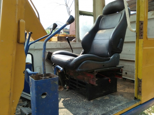 KOMATSU 60-5 รถใช้งานได้ เครื่องดี ช่วงล่างพอได้ ขายตามสภาพ เอกสารซื้อขาย