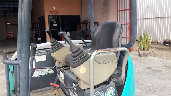 รถขุด コベルコ Kobelco SK30SR-2 เก่าญี่ปุ่น สวย ว่องไว เครื่องปั้มสมบูรณ์