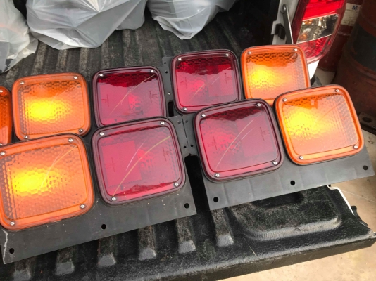 ขายไฟท้าย HINO ISUZU ขายไฟท้าย HINO ISUZU