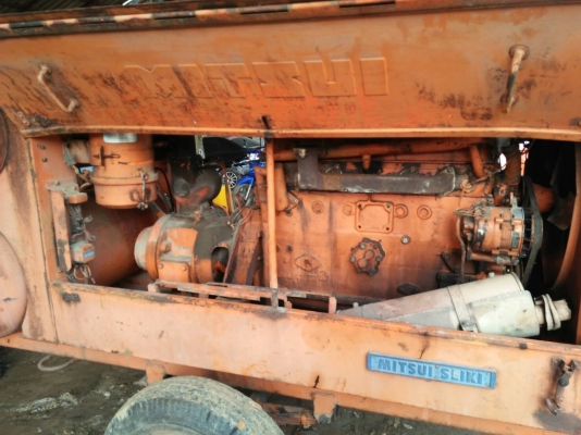 ขายถูก เครื่องปั๊มลม/เป่าท่อประปา ยี่ห้อ MITSUI  DEUTZ รุ่น RV-50(แรงลม 175) ใช้งานได้ สนใจสอบถามได้