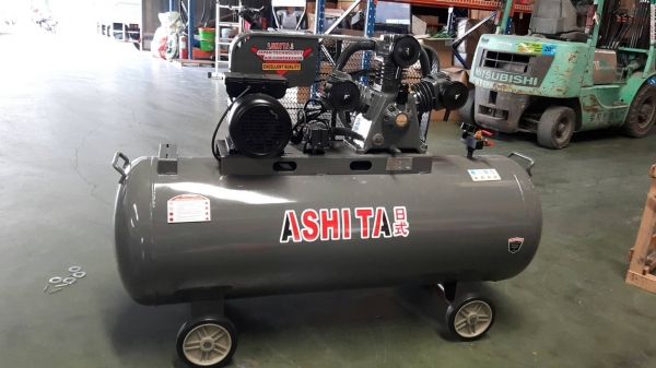 ขายเครื่องปั๊มลม ***ของใหม่แกะกล่องยังไม่เคยใช้งาน*ยี่ห้อ ASHITA  ขนาด 300 ลิตร /4HPแรง / 220V(ไฟบ้าน ) 10 บาร์3 สูบ ขายราคาถูก