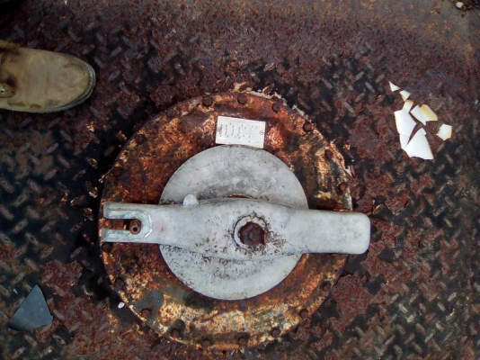 ขายถังน้ำมันถอดจาก10ล้อ 16000ล.