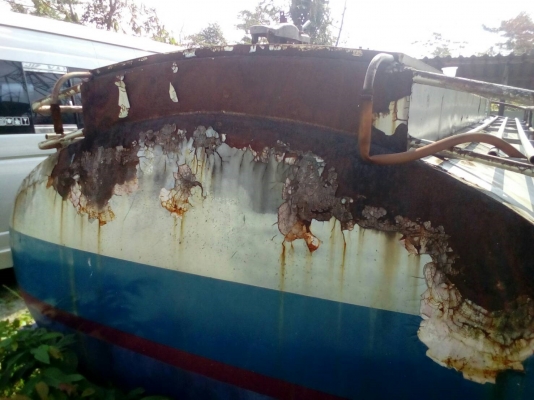 ขายถังน้ำมันถอดจาก10ล้อ 16000ล.