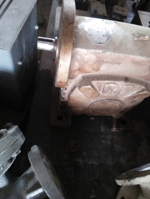 หัวเกียรทด1/10,1/40,1/100 ตัวละ2800