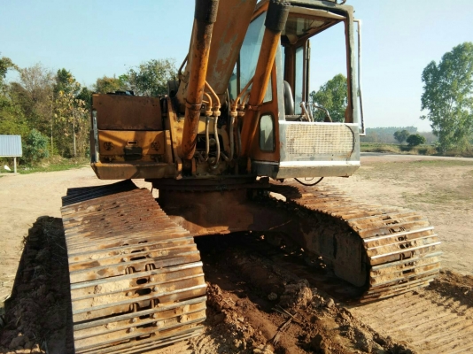 ขายรถแบคโฮ KOMATSU PC200-3 ขายรถแบคโฮ KOMATSU PC200-3