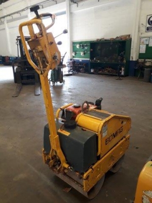 รถบดเดินตาม BOMAG BW61KS-2 # 233761 มือสองญี่ปุ่น