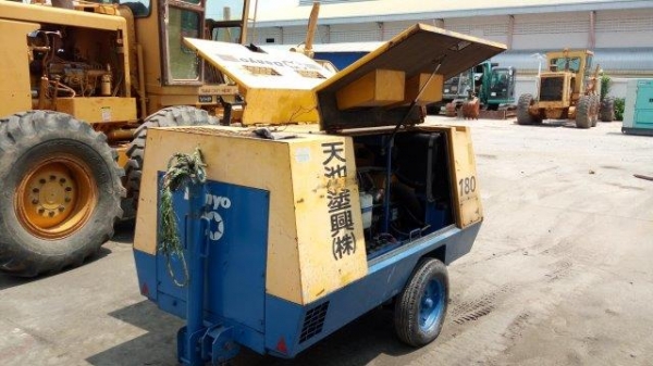 รถบดเดินตาม BOMAG BW61KS-2 # 233761 มือสองญี่ปุ่น