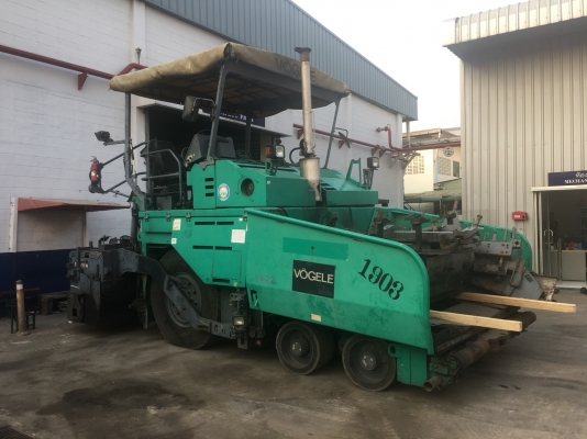 ขายรถปูยาง VOGELE 1903สภาพสวย นำเข้าจากญี่ปุ่น สนใจติดต่อ อำพล 090-9694506, 080-3031241