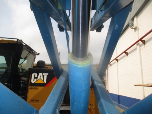 ขาย GENIE GS2632 สภาพพร้อมใช้งาน นำเข้าจากญี่ปุ่น สนใจติดต่อ อำพล 090-9694506, 080-3031241