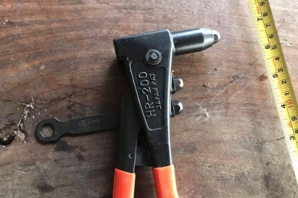 ขายคีมย้ำรีเวทตรากุ้ง HR-200 LOBSTER MADE IN JAPAN.ใหม่เก่าเก็บ ขายคีมย้ำรีเวทตรากุ้ง HR-200 LOBSTER MADE IN JAPAN.ใหม่เก่าเก็บ