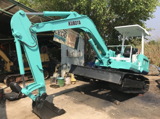 Kubota kx40สภาพดีพร้อมใช้ เก่าญี่ปุ่น ราคาไม่แพงครับ เครื่อง