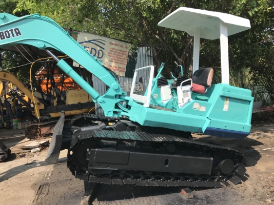 Kubota kx40สภาพดีพร้อมใช้ เก่าญี่ปุ่น ราคาไม่แพงครับ เครื่อง