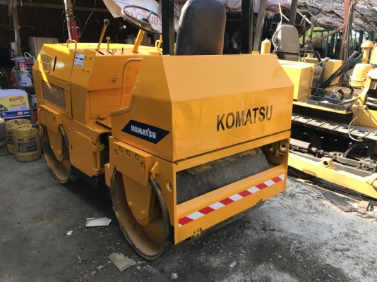 รถบดkomatsu jv32wสภาพดีพร้อมใช้ เก่าญี่ปุ่น หน้าเหล็กหลังเหล็ก รถบดkomatsu jv32wสภาพดีพร้อมใช้ เก่าญี่ปุ่น หน้าเหล็กหลังเหล็ก
