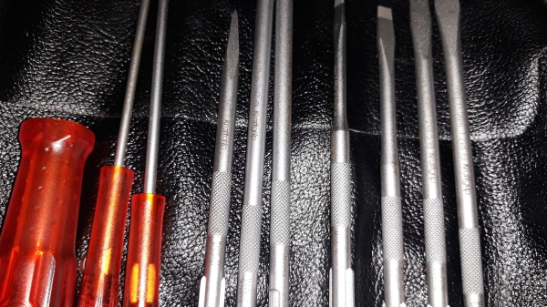 ขายชุดไขควงซองหนัง KRAFFGRIP MADE IN SLOVINIA. งานดีสโลวีเนีย