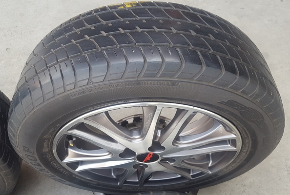 ขายล้อ TOYOTA TRD V1 ขอบ15 พร้อมยาง ปี16  4 ล้อ