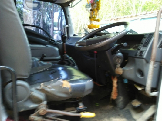 รถอีซุซุ 10 ล้อดั้ม FVZ 300 แรงม้า ปี 53. สนใจติดต่อ 081 - 6079515