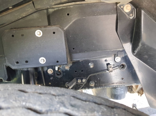 รถอีซูซุ 6 ล้อดั้ม FRR 210 แรงม้า. ปี 56. , ( รถวิ่ง 6x,xxx กม. ) สนใจติดต่อ 081 - 6079515 รถอีซูซุ 6 ล้อดั้ม FRR 210 แรงม้า. ปี 56. , ( รถวิ่ง 6x,xxx กม. ) สนใจติดต่อ 081 - 6079515