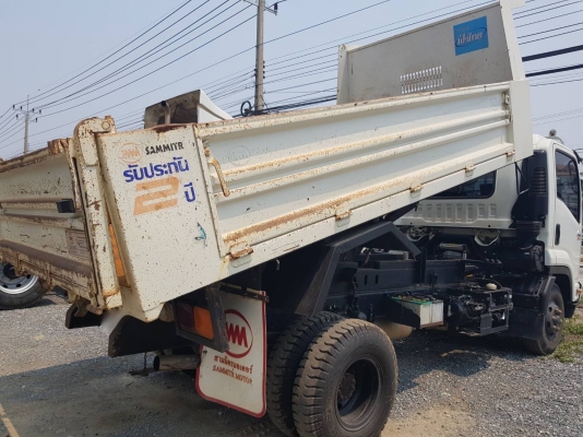 รถอีซูซุ 6 ล้อดั้ม FRR 210 แรงม้า. ปี 56. , ( รถวิ่ง 6x,xxx กม. ) สนใจติดต่อ 081 - 6079515 รถอีซูซุ 6 ล้อดั้ม FRR 210 แรงม้า. ปี 56. , ( รถวิ่ง 6x,xxx กม. ) สนใจติดต่อ 081 - 6079515