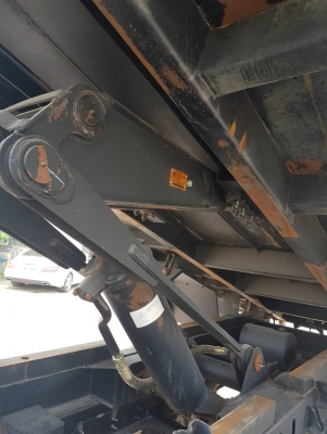 รถอีซูซุ 6 ล้อดั้ม FRR 210 แรงม้า. ปี 56. , ( รถวิ่ง 6x,xxx กม. ) สนใจติดต่อ 081 - 6079515 รถอีซูซุ 6 ล้อดั้ม FRR 210 แรงม้า. ปี 56. , ( รถวิ่ง 6x,xxx กม. ) สนใจติดต่อ 081 - 6079515