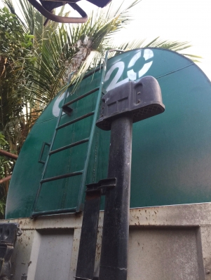 ขายถังน้ำ2200ลิตร