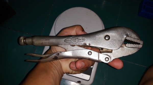 ขายคีมล็อกVISE GIRP 10R ด้ามตีVISE GRIP MADE IN USA. เก่ามือสองสภาพดี
