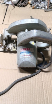 1,900 บ.ส่งถึงบ้านฟรีโทร 082-3490604 LINE:ub2603 เครื่องตัดกระเบื้องยี่ห้อ Makita จากญี่ปุ่น ขนาด 65