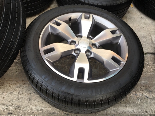 ล้อแม็ก Ford Everest ขอบ20 พร้อมยาง 265-50-20 Goodyear ปี 17 แม็กสวย ดอกเต็มๆทุกเส้น