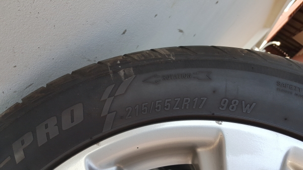 แม็กและยาง แม็กและยาง