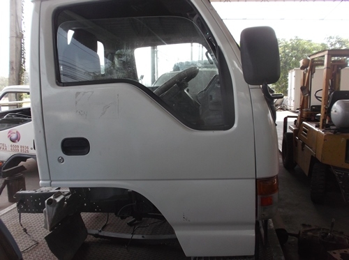 ขายหัว ISUZU  NKR  หัวการ์ตูนเล็ก  สภาพใช้ได้เลย  อุปกรณ์ครบ ยกหัวไม่ได้(อุปกรณ์ยกหัวเพิ่ม 4,000บาท)