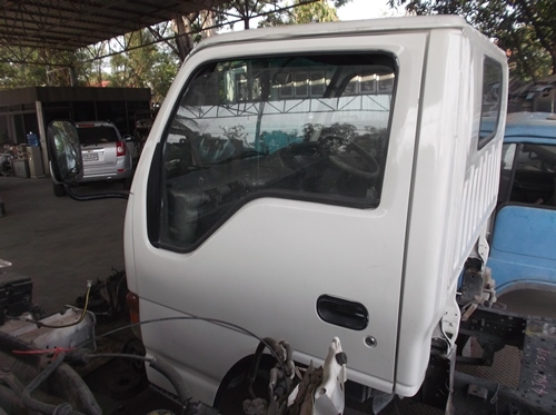 ขายหัว ISUZU  NKR  หัวการ์ตูนเล็ก  สภาพใช้ได้เลย  อุปกรณ์ครบ ยกหัวไม่ได้(อุปกรณ์ยกหัวเพิ่ม 4,000บาท)