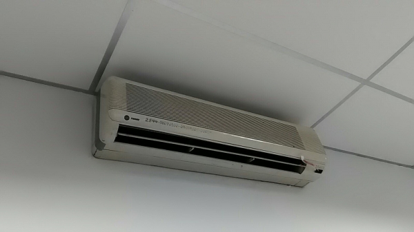 แอร์ trane 24000 btu ( ราคาถูก 6900 บาท )