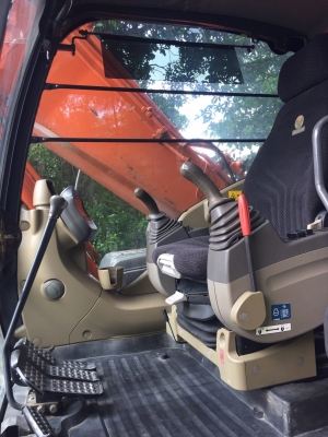 รถขุดแบคโฮ Hitachi ZX250LCN-3 ปี 2014 รถขุดแบคโฮ Hitachi ZX250LCN-3 ปี 2014