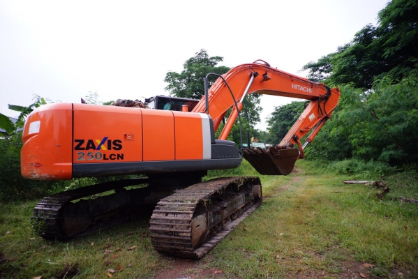 รถขุดแบคโฮ Hitachi ZX250LCN-3 ปี 2014 รถขุดแบคโฮ Hitachi ZX250LCN-3 ปี 2014