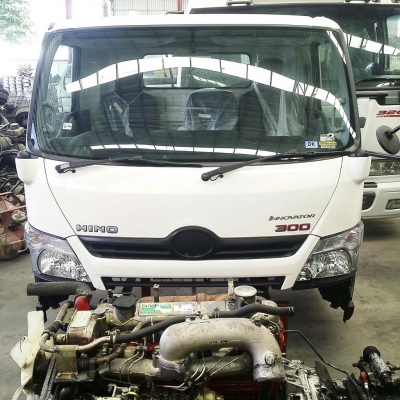 ขายหัวเก๋ง Hino 300 Expert ใหม่กริบเลยครับ