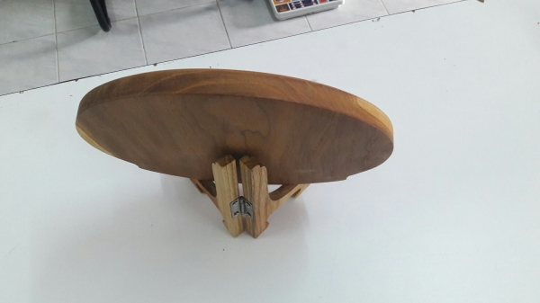 ไม้สักแกะสลักด้วยเครื่อง CNC งานปารีส รูปพ่อหลวงร. 9 พร้อมขาตั้งไว้ประดับบารมีไว้ใส่ตู้โชว์ได้ครับ ราคา 2600 บาทรวมส่ง EMS หรือส่งเคอรี่