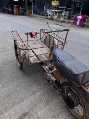 สามล้อเครื่องสตาร์ทไม่ติดจอดนาน