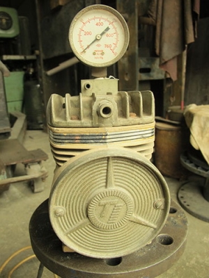 ขายปั๊มลมอเมริกาแท้ Thomas ขนาดเล็ก