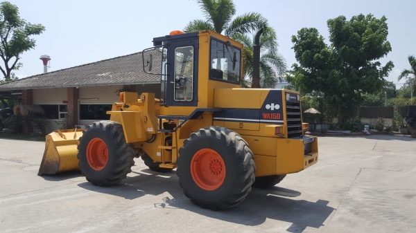 รถตัก WA150-1